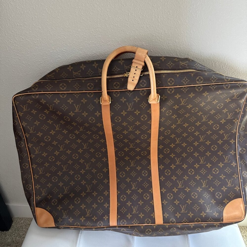 Louis Vuitton Vintage Monogram Sirius 70 Luggage - Large Suitcase - 19 x 27 in.